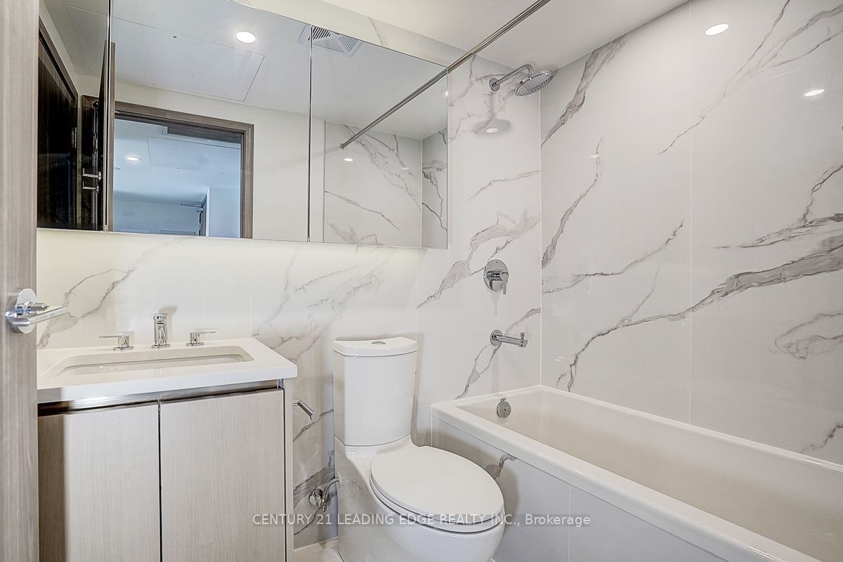 4202-1 Concord City Place Way, Toronto, ON, M5V 0X3 - 34