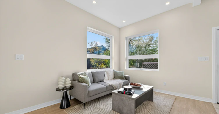 R - GARDEN-42 Chatfield Drive, Toronto, ON, M3H 3M1 - 9