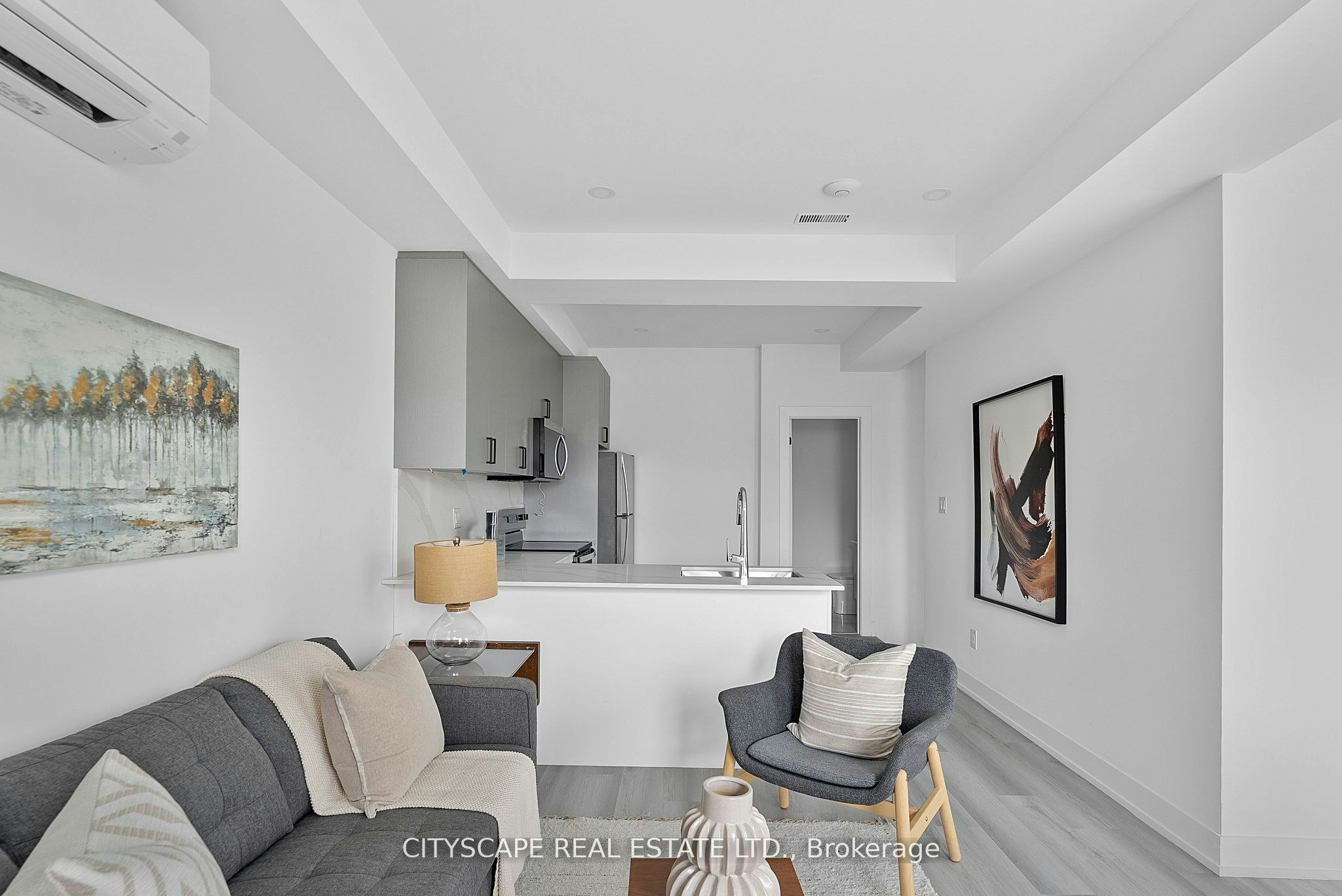 3 (Upper)-587 Oakwood Avenue, Toronto, ON, M6E 2X8 - 10