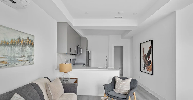 3 (Upper)-587 Oakwood Avenue, Toronto, ON, M6E 2X8 - 10