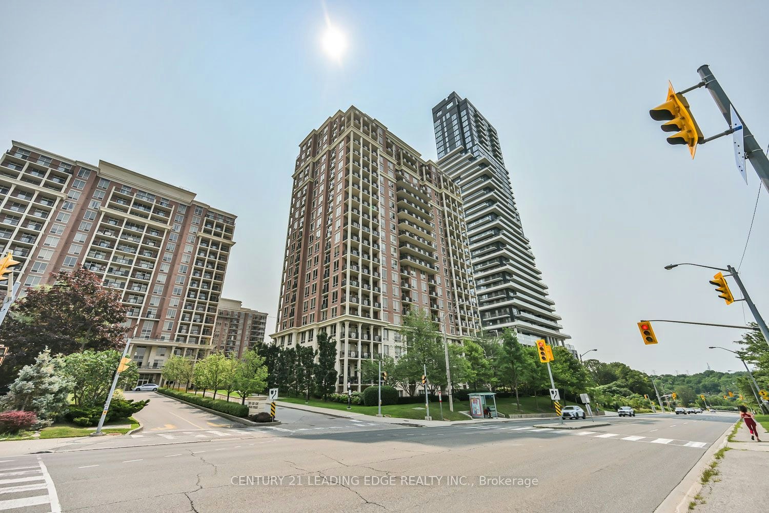 301-1101 Leslie Street, Toronto, ON, M3C 4G3