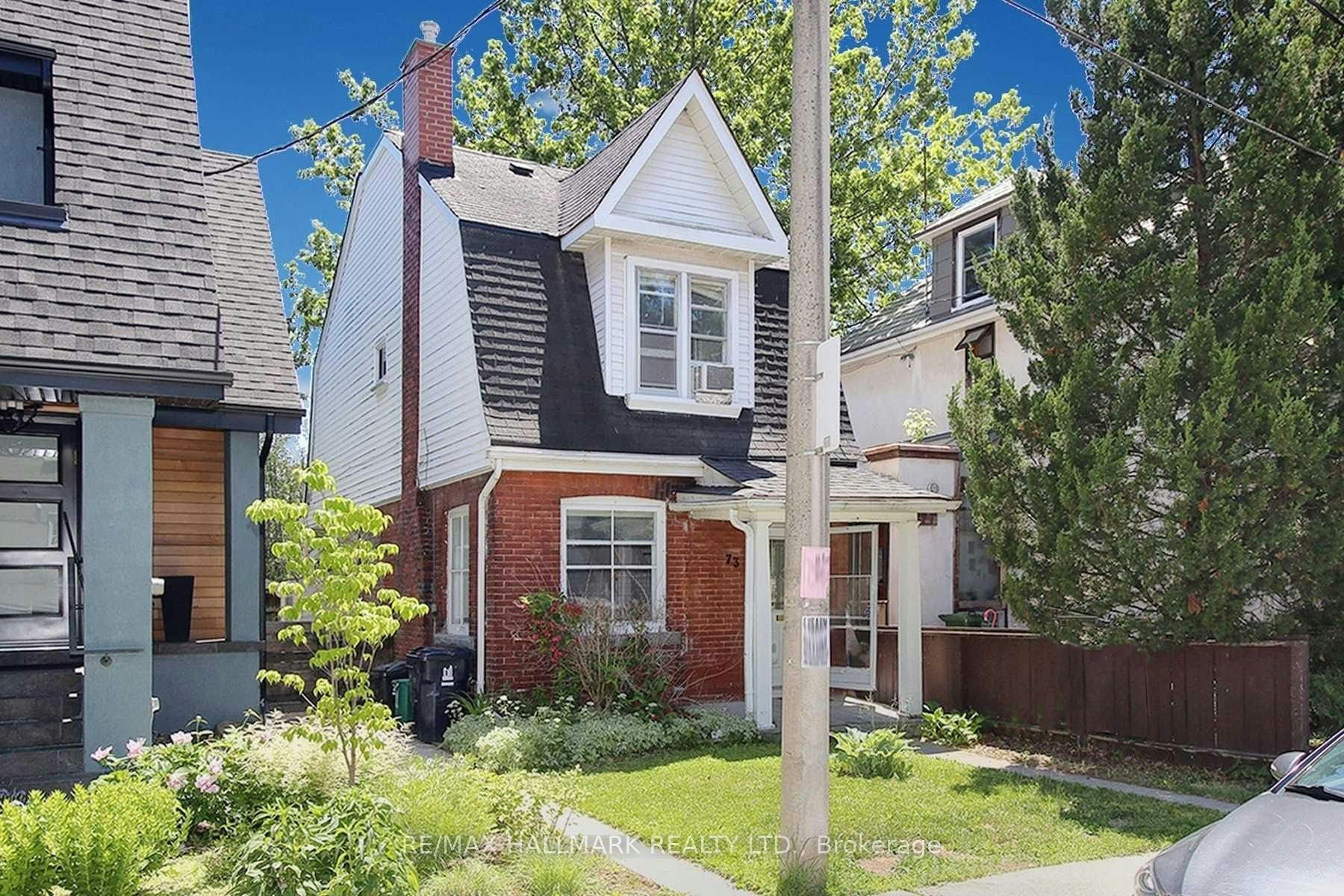 73 Hocken Avenue, Toronto, ON, M6G 2K1