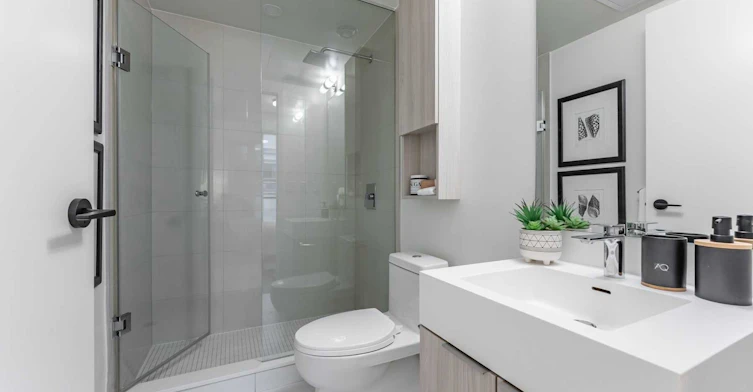 S561-180 Mill Street, Toronto, ON, M5A 0V6 - 17