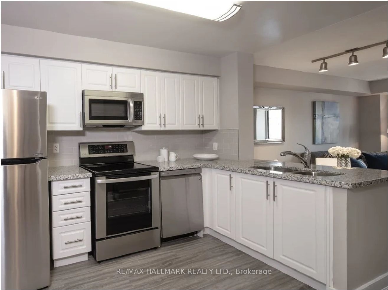 520-167 Church Street, Toronto, ON, M5B 1Y4 - 4