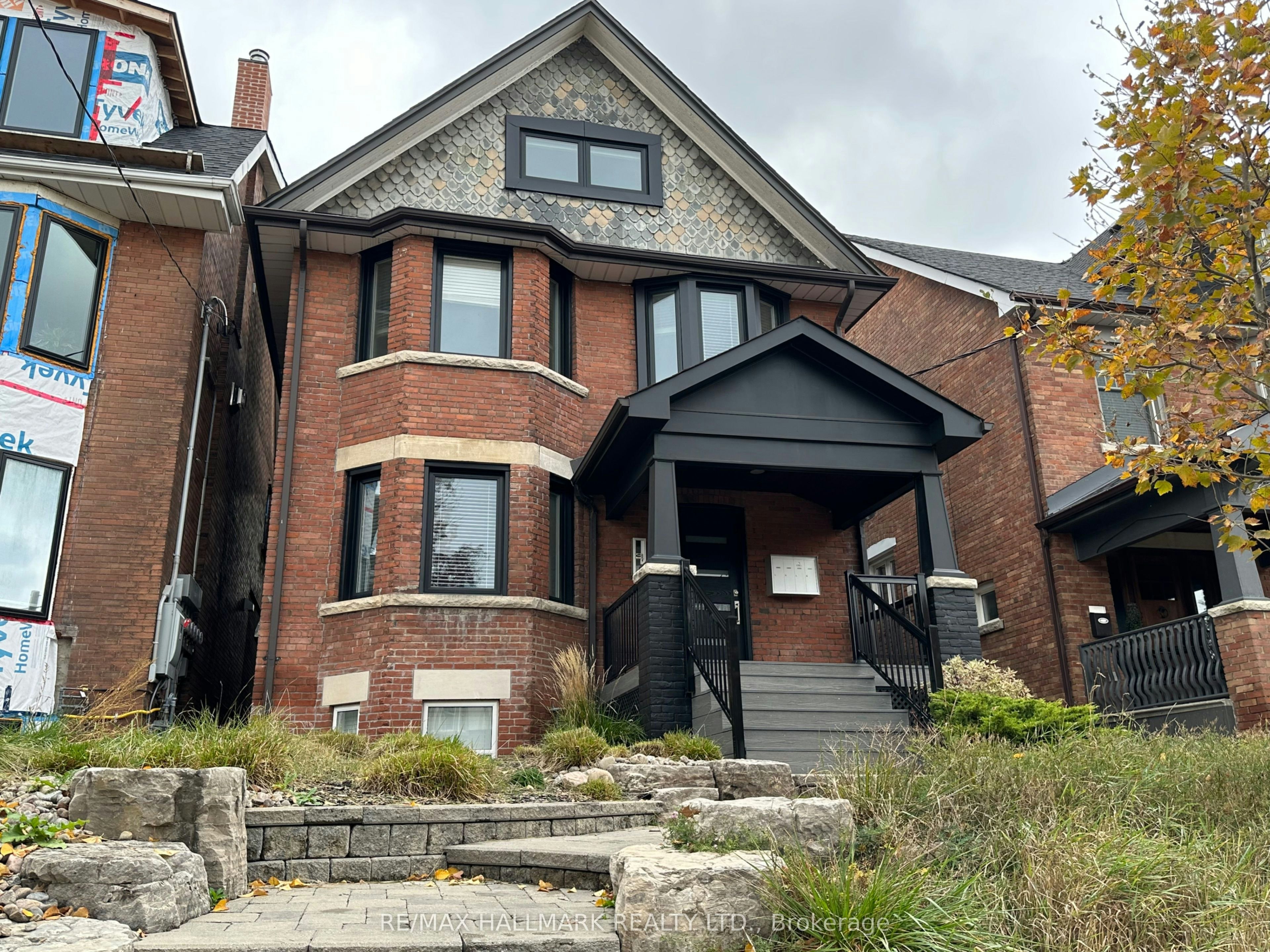 Lower-14 Rosemount Avenue, Toronto, ON, M6H 2M1