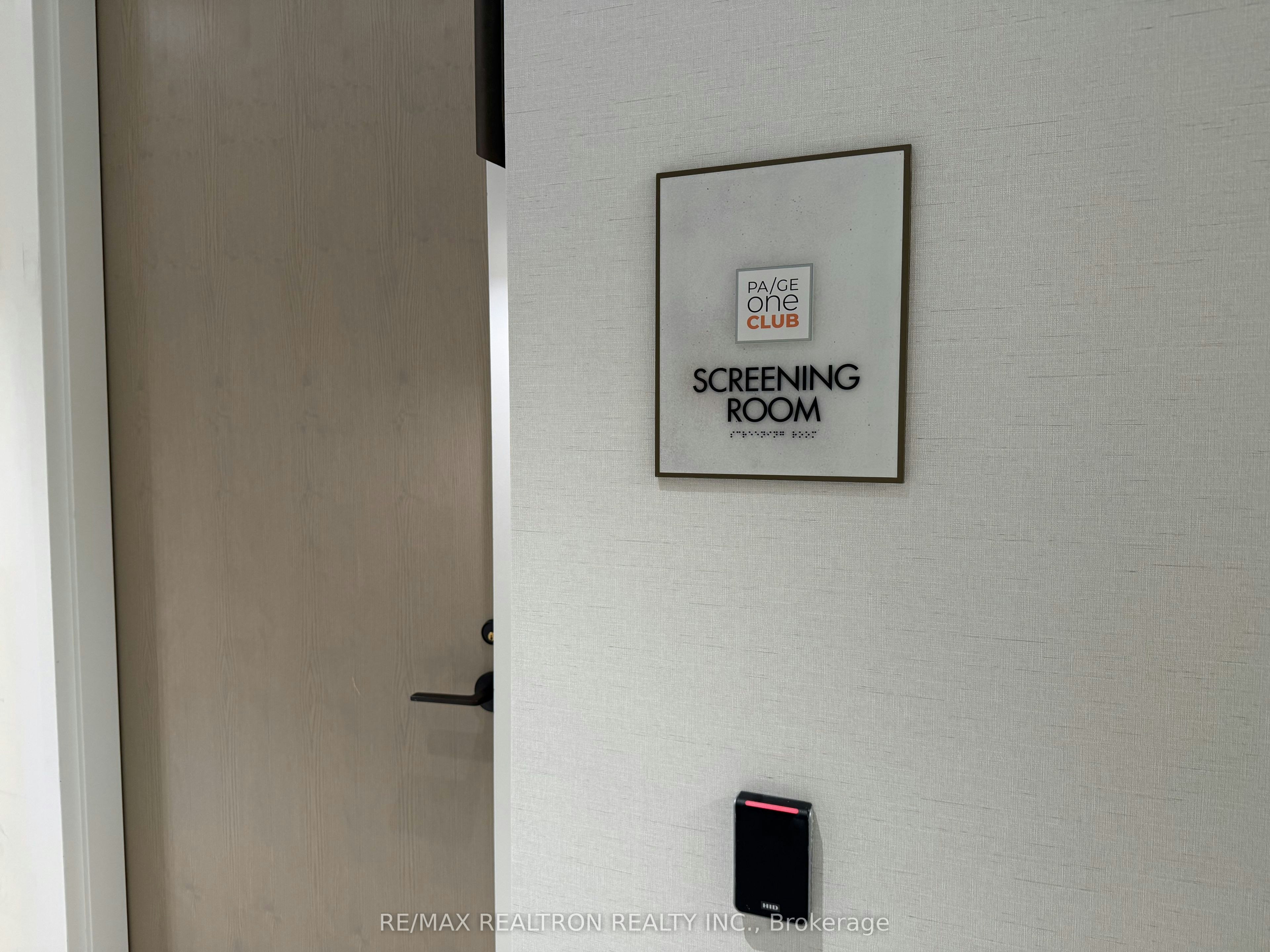 216-10 Oak Street, Toronto, ON, M5A 0Z1 - 12