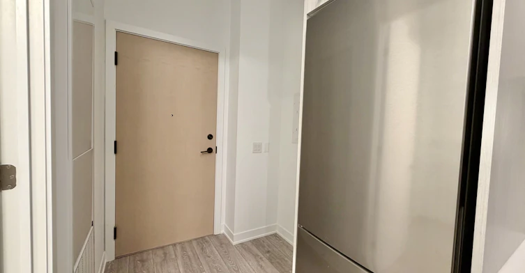 216-10 Oak Street, Toronto, ON, M5A 0Z1 - 9
