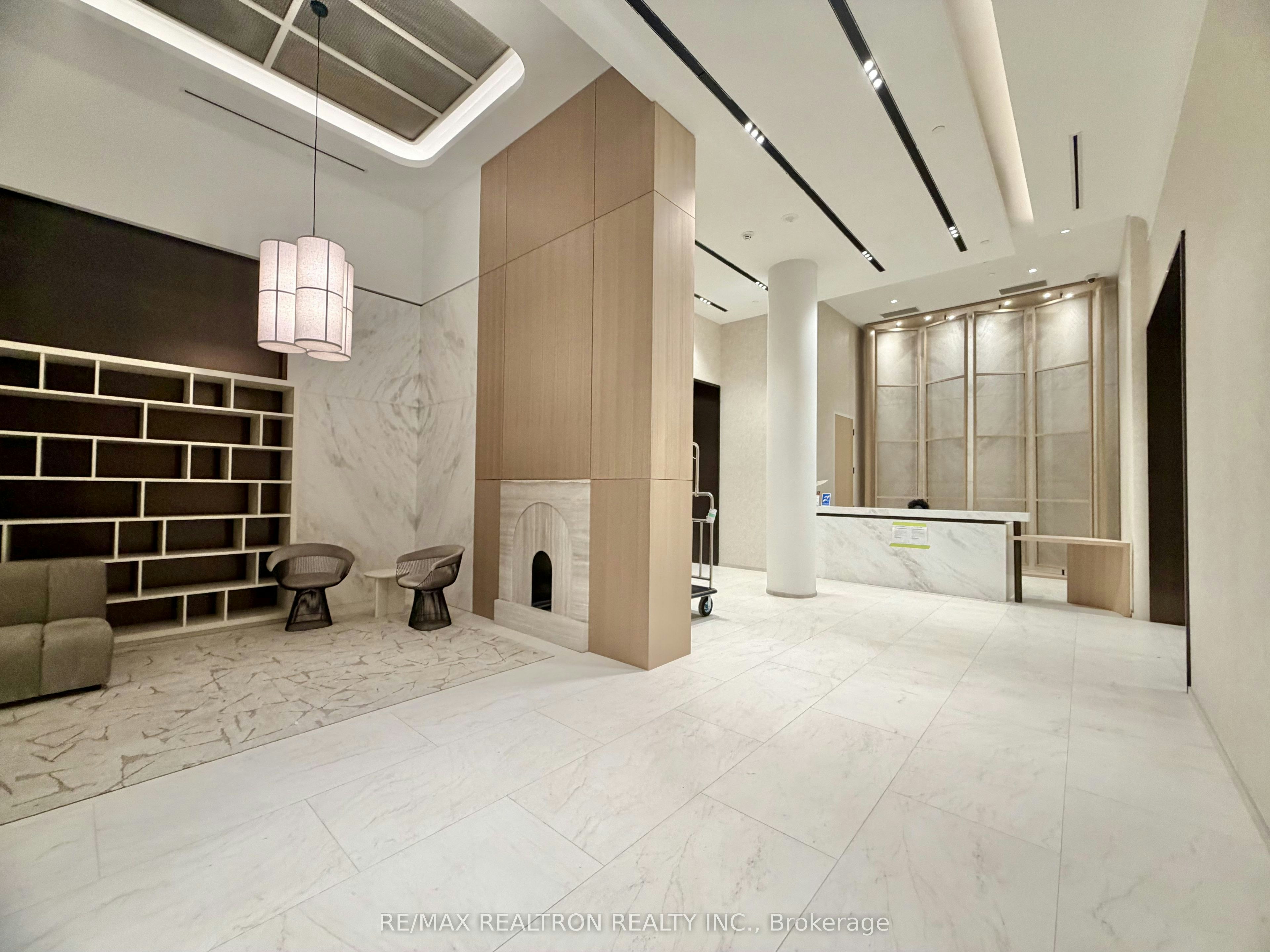 216-10 Oak Street, Toronto, ON, M5A 0Z1 - 13