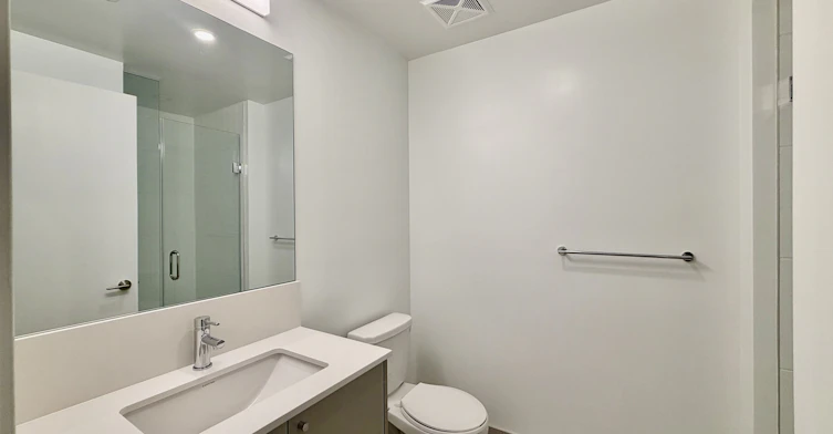 216-10 Oak Street, Toronto, ON, M5A 0Z1 - 8