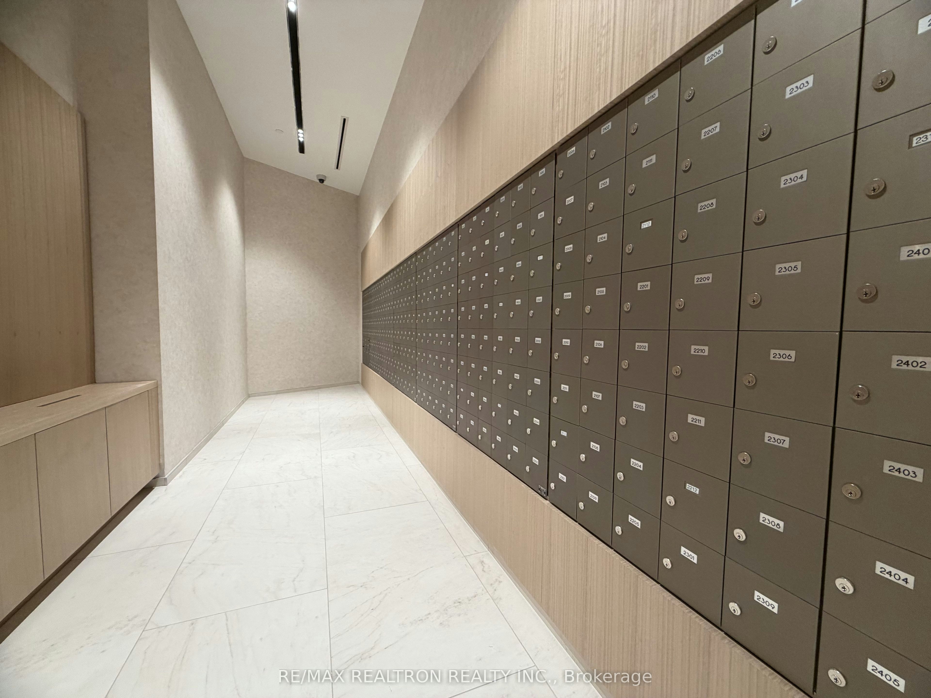 216-10 Oak Street, Toronto, ON, M5A 0Z1 - 21
