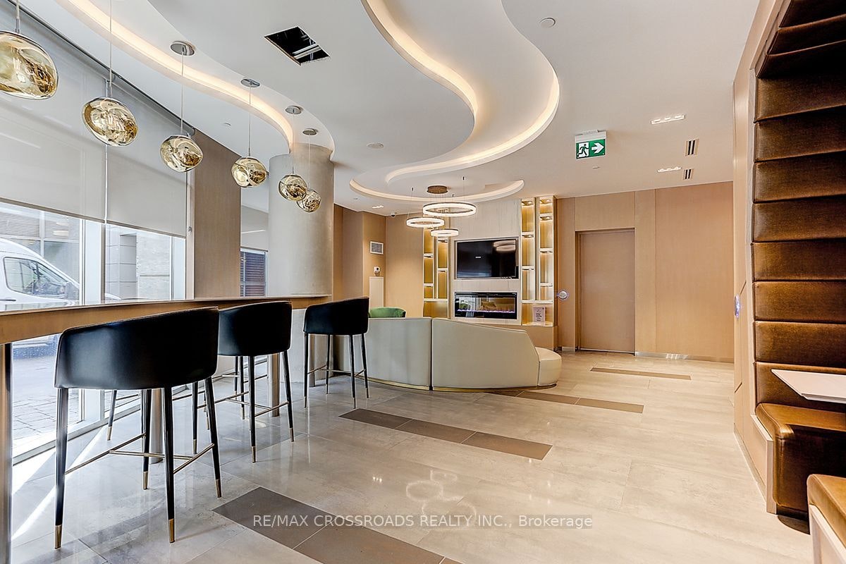 1910-21 Carlton Street, Toronto, ON, M5B 1L3 - 6