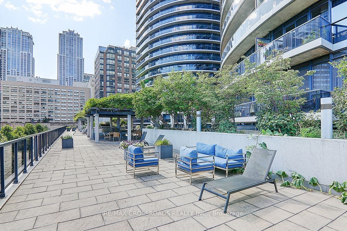 1910-21 Carlton Street, Toronto, ON, M5B 1L3 - 23