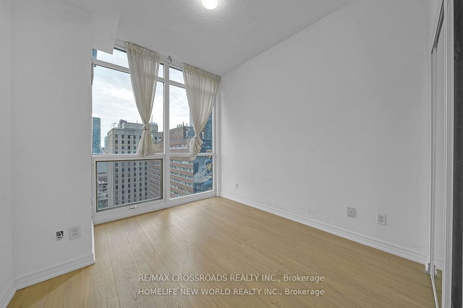 1910-21 Carlton Street, Toronto, ON, M5B 1L3 - 12