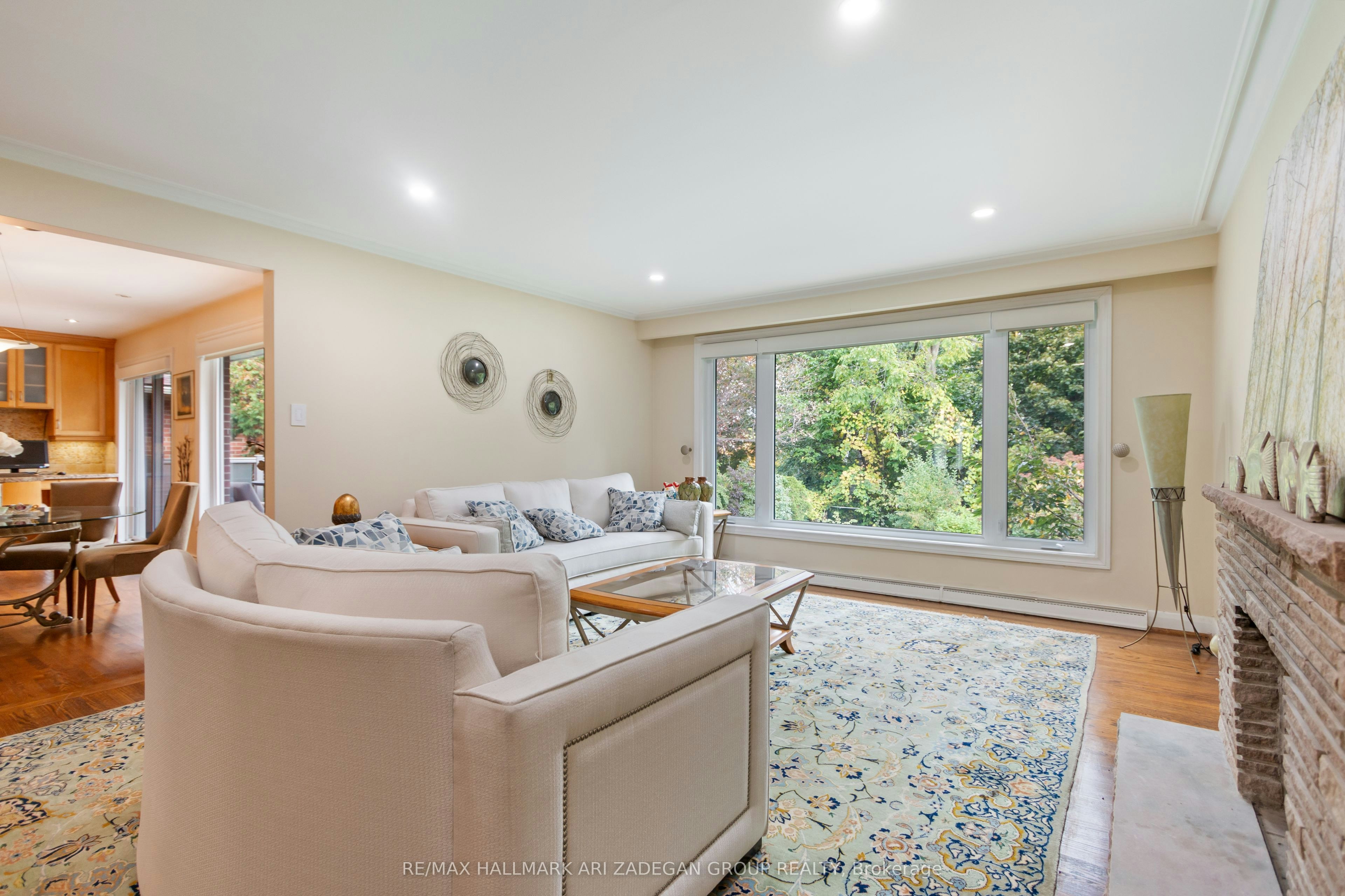 195 Burbank Drive, Toronto, ON, M2K 1P5 - 5