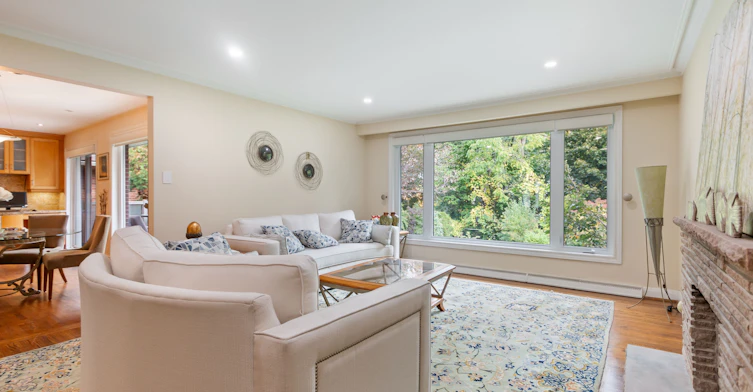195 Burbank Drive, Toronto, ON, M2K 1P5 - 5