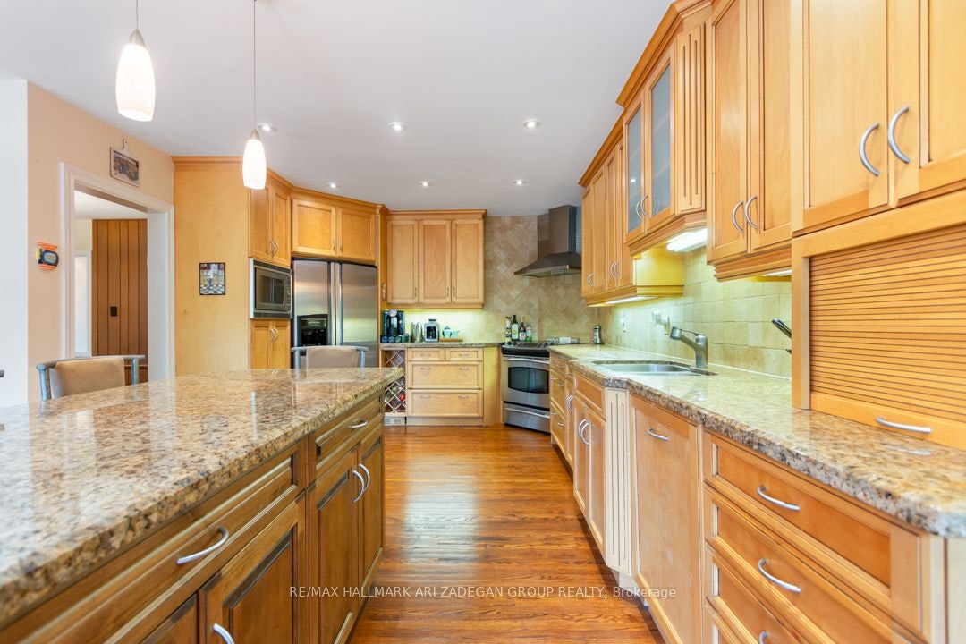 195 Burbank Drive, Toronto, ON, M2K 1P5 - 29
