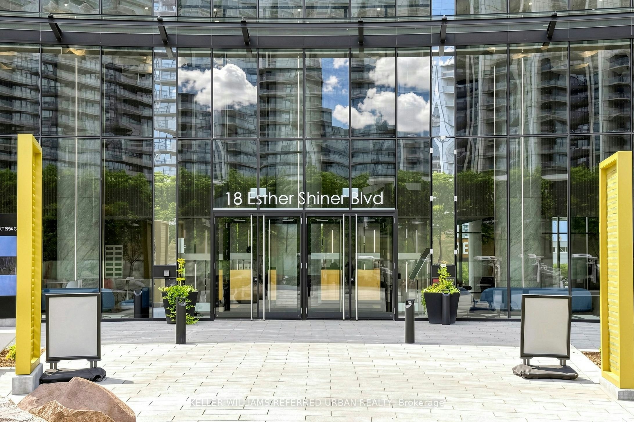 2002-18 Esther Shiner Boulevard, Toronto, ON, M2K 0J7 - 2