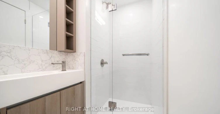 4505-319 Jarvis Street, Toronto, ON, M5B 0C8 - 7