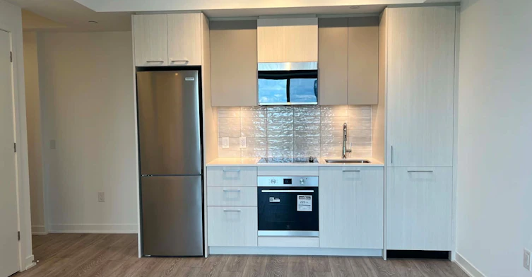 2009-10 Oak Street, Toronto, ON, M5A 0Z1