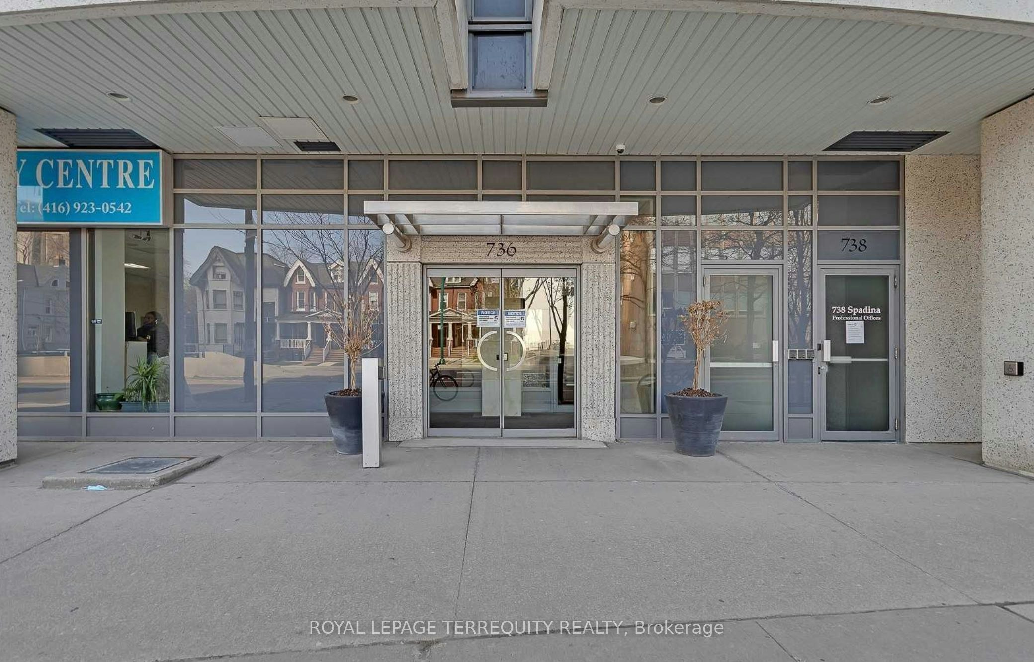 1011-736 Spadina Avenue, Toronto, ON, M5S 2J6 - 2
