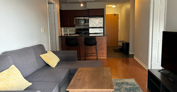 1011-736 Spadina Avenue, Toronto, ON, M5S 2J6 - 5