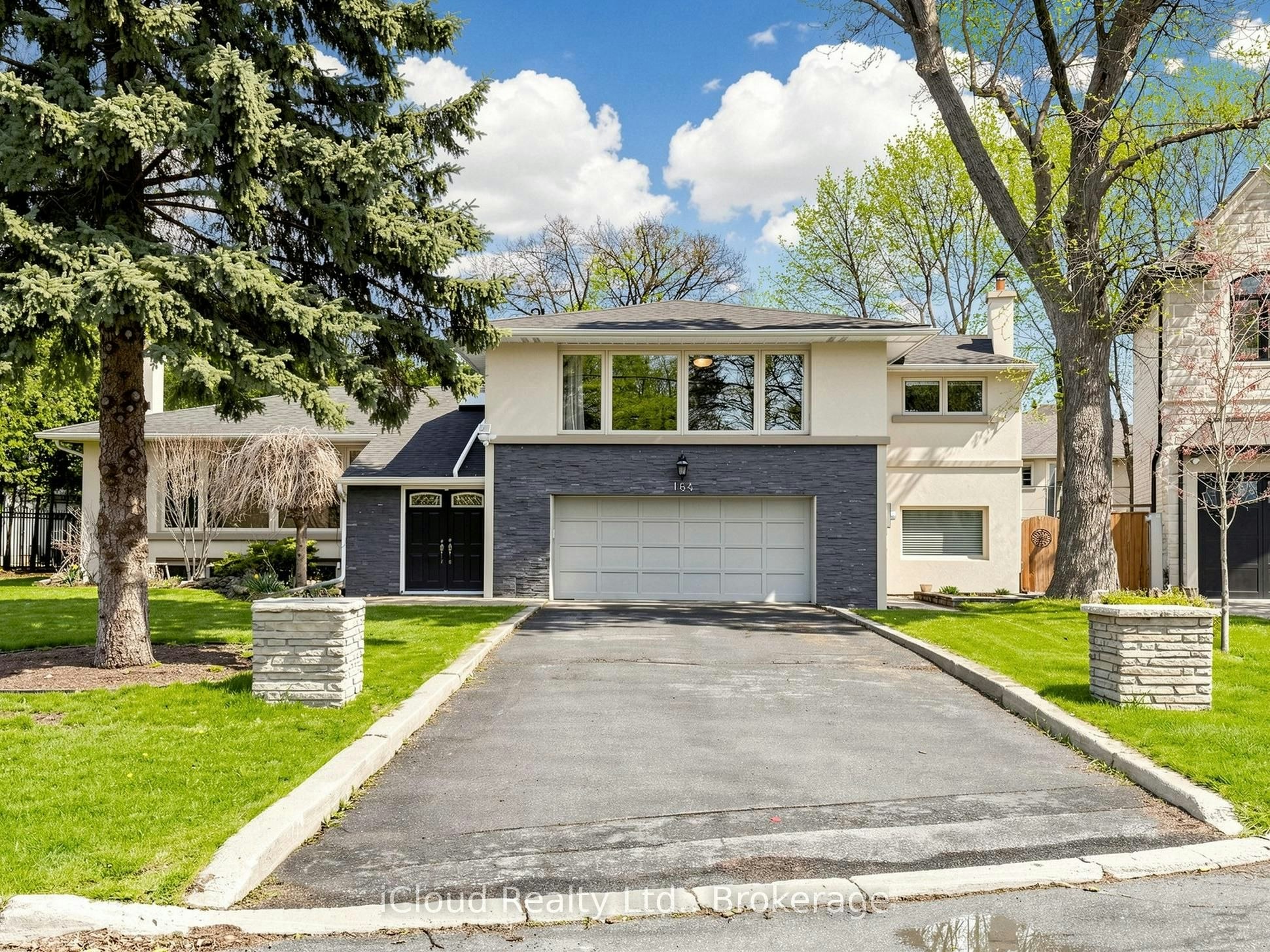 164 Munro Boulevard, Toronto, ON, M2P 1C8