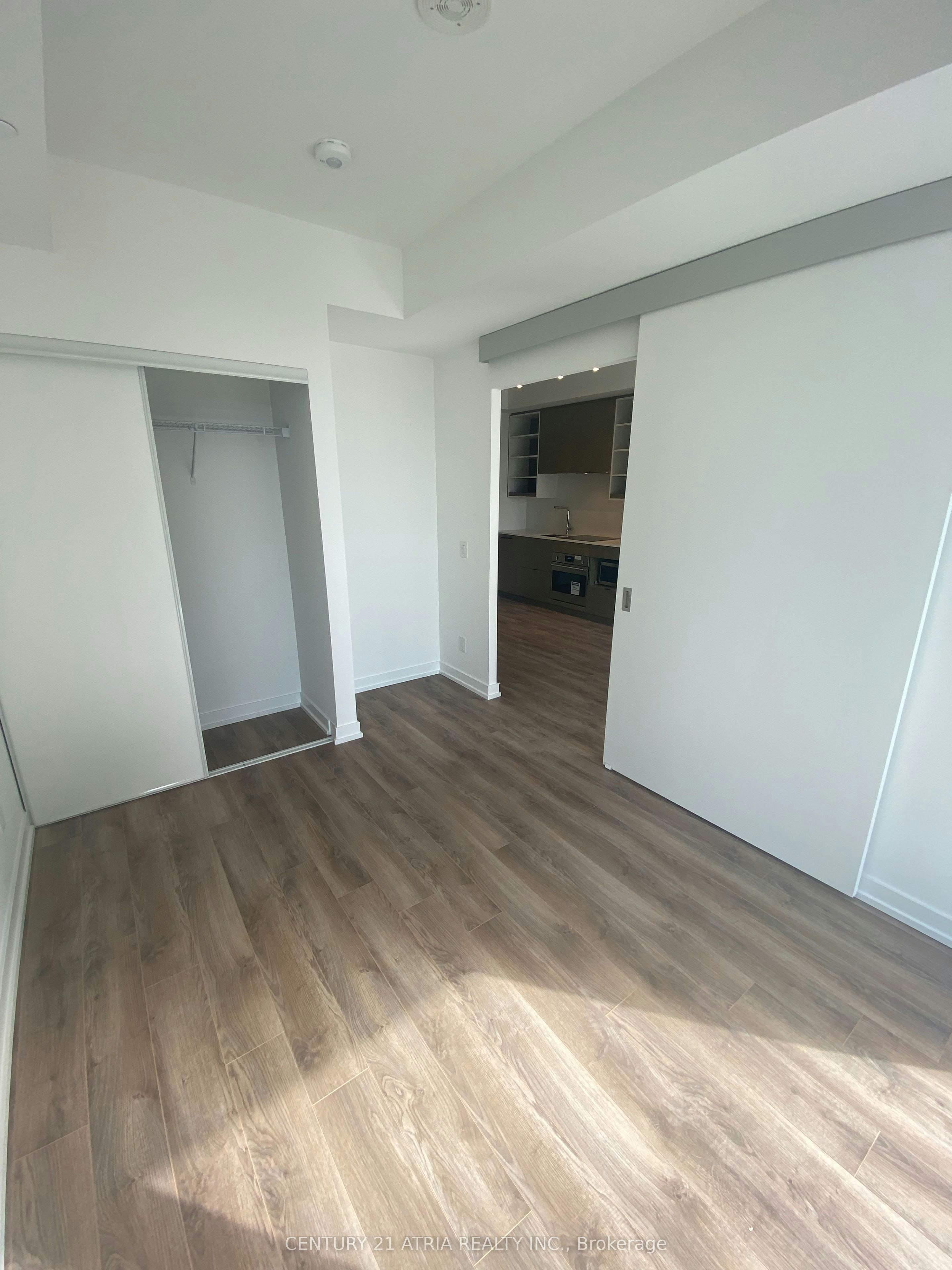 1713-20 Edward Street, Toronto, ON, M5G 1C9 - 13