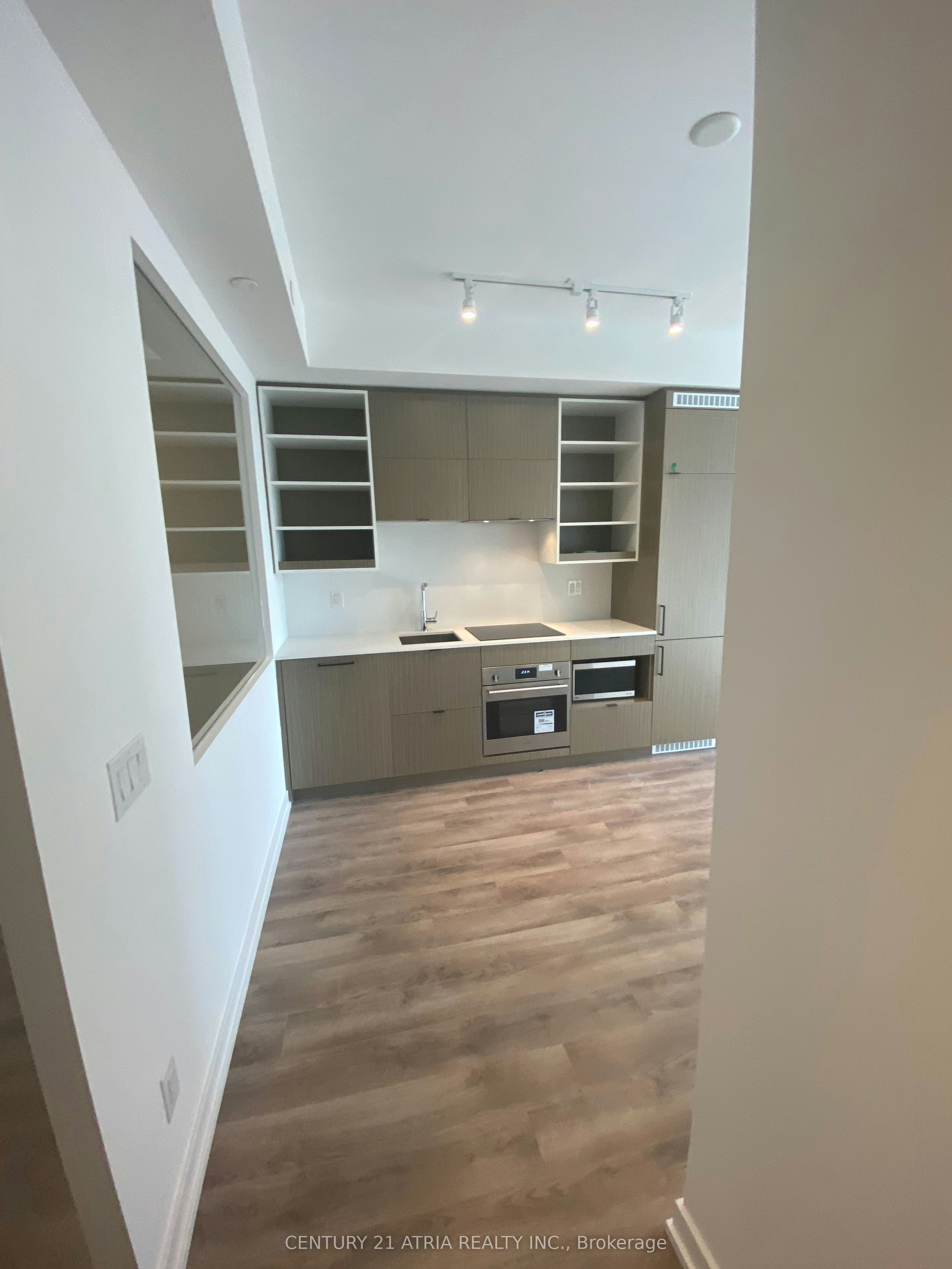 1713-20 Edward Street, Toronto, ON, M5G 1C9 - 9