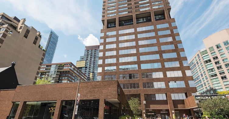 1206-914 Yonge Street, Toronto, ON, M4W 3C8