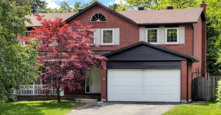 164 Banbury Road, Toronto, ON, M3B 2L8 - 2