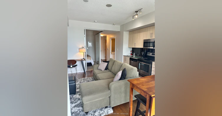 4706-65 Bremner Boulevard, Toronto, ON, M5J 0A7 - 5
