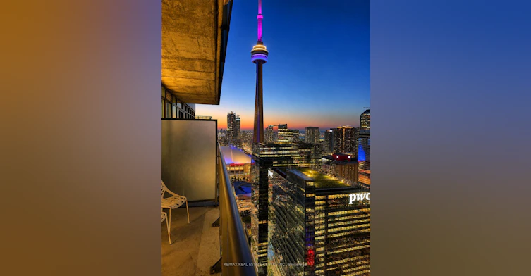 4706-65 Bremner Boulevard, Toronto, ON, M5J 0A7