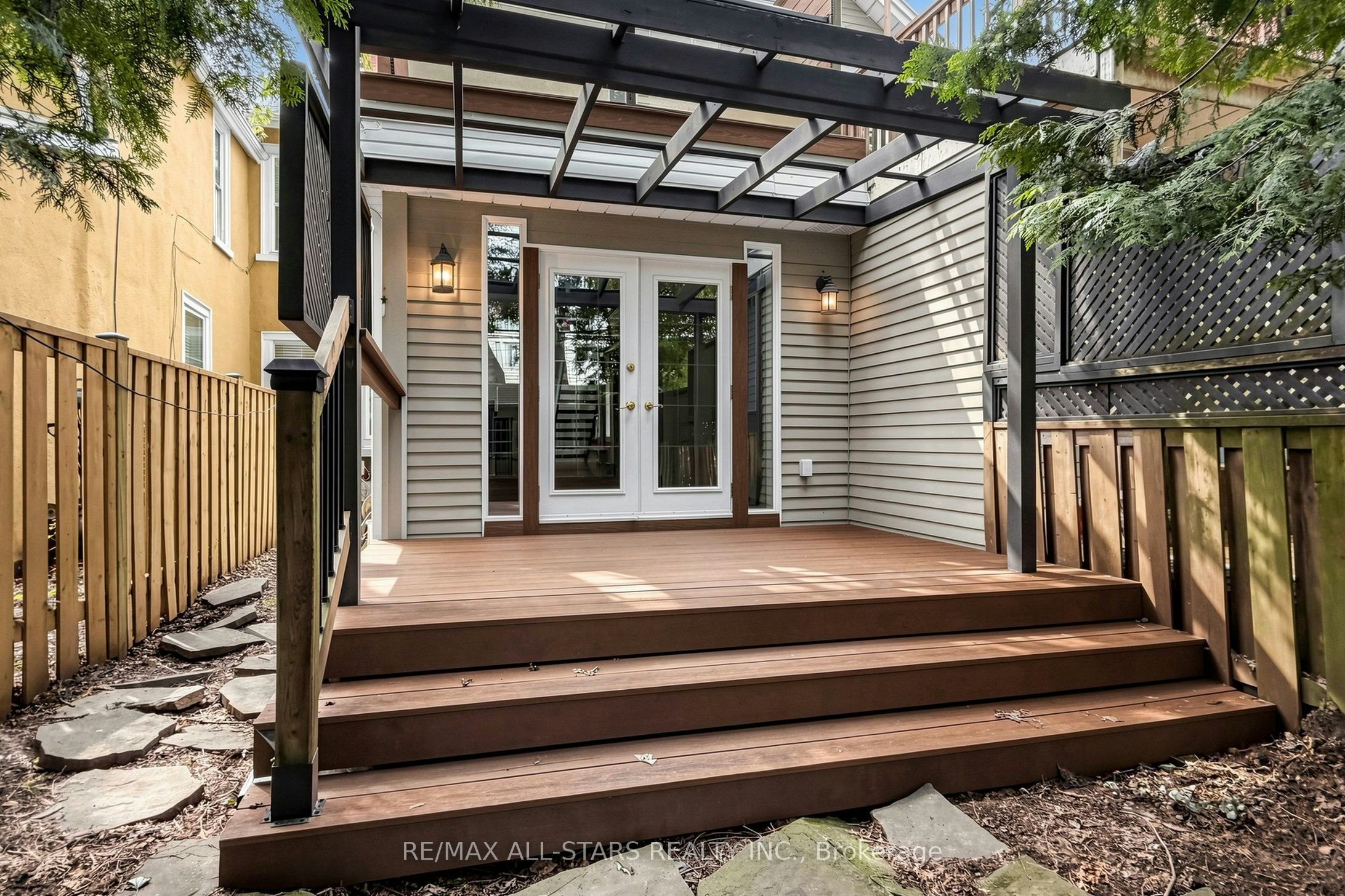 Main & Upper-68 Macpherson Avenue, Toronto, ON, M5R 1W8 - 35