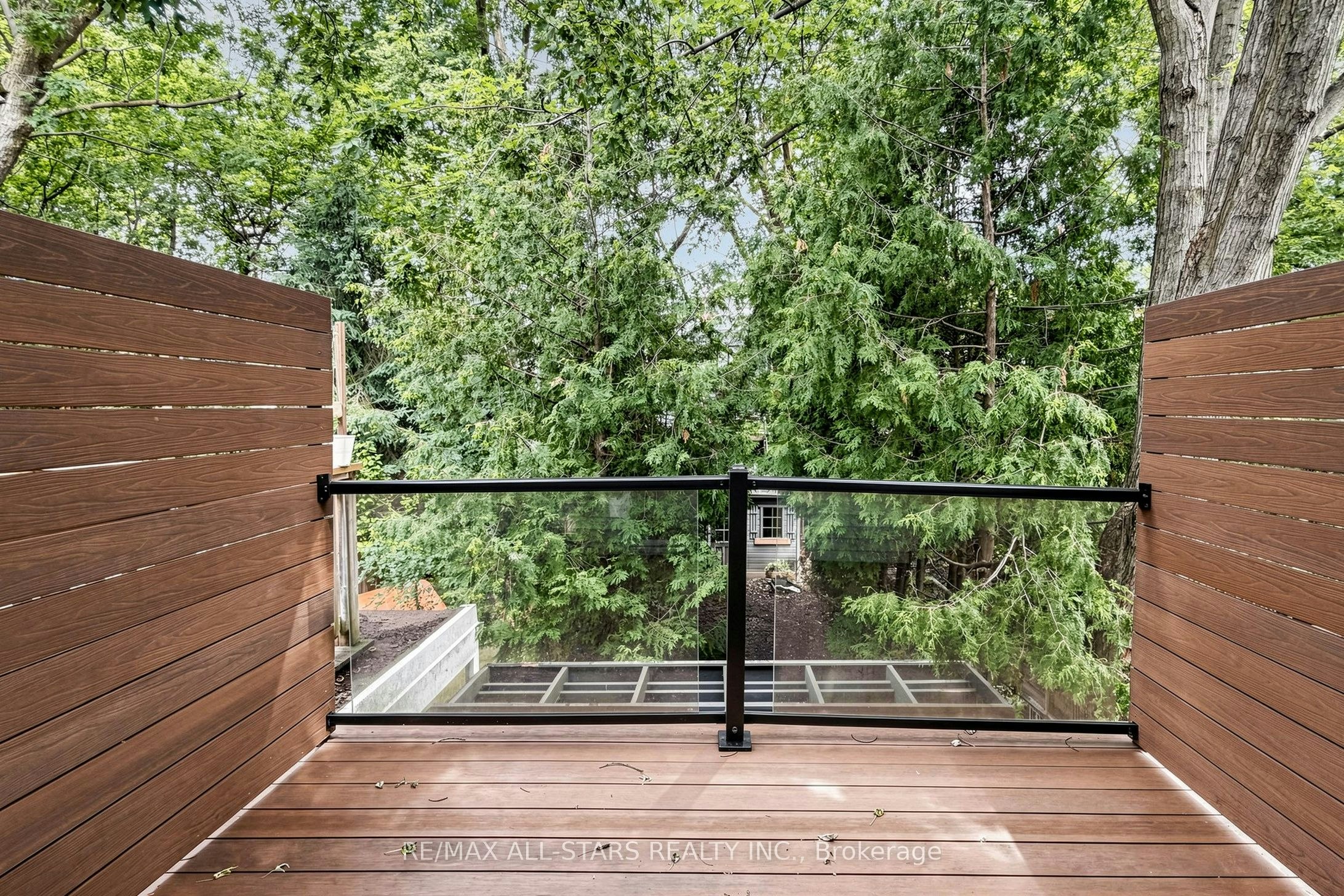 Main & Upper-68 Macpherson Avenue, Toronto, ON, M5R 1W8 - 31