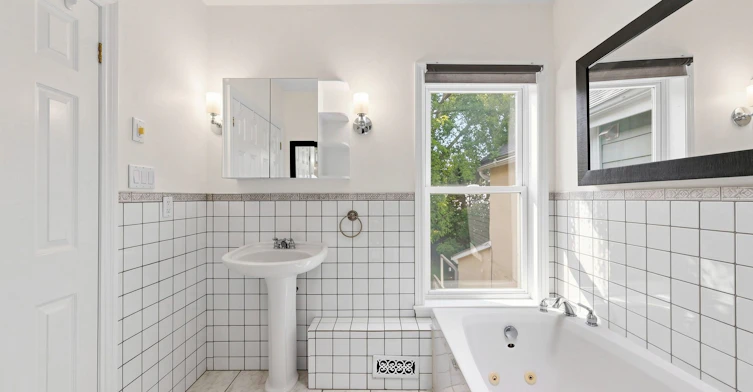 Main & Upper-68 Macpherson Avenue, Toronto, ON, M5R 1W8 - 26