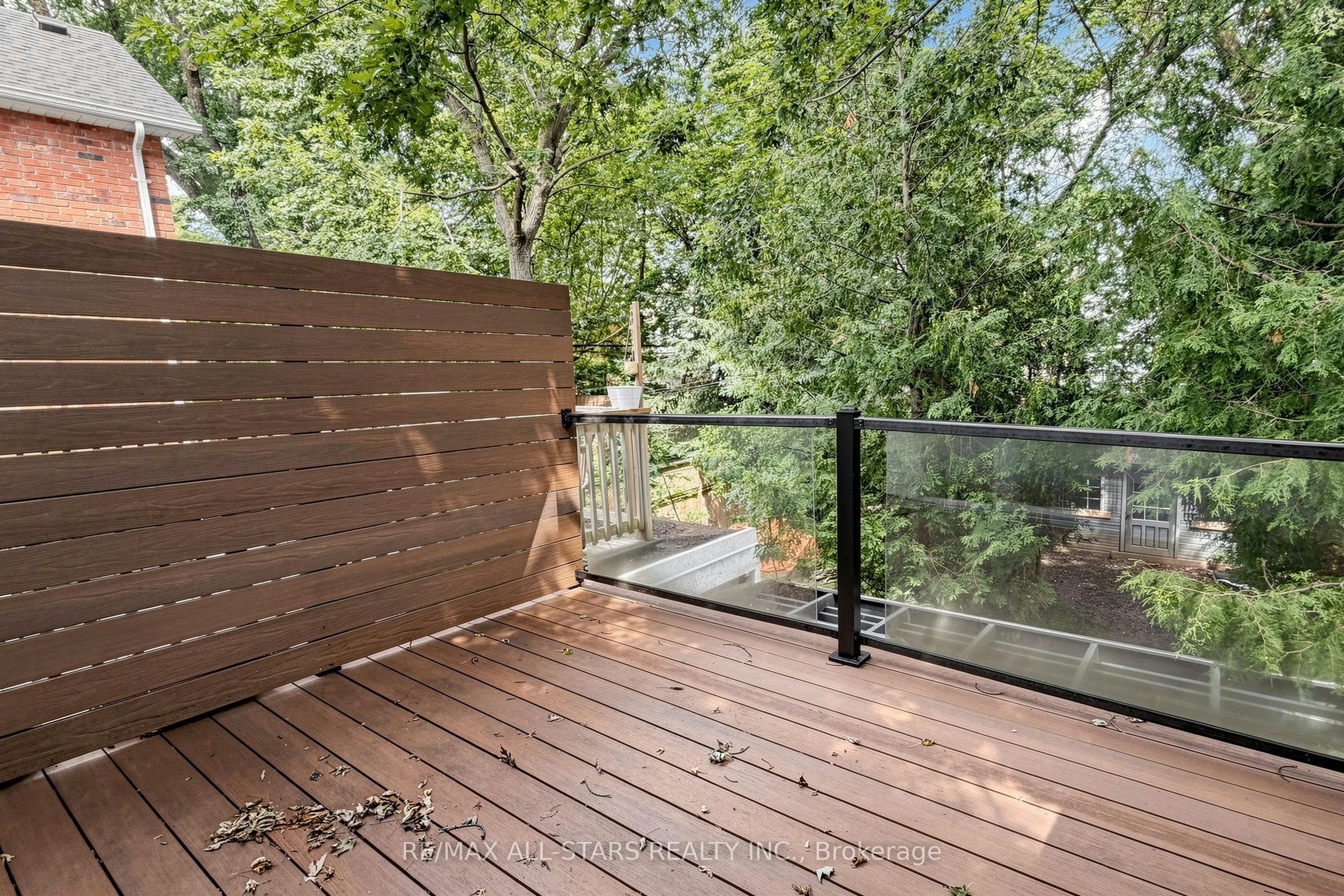 Main & Upper-68 Macpherson Avenue, Toronto, ON, M5R 1W8 - 33