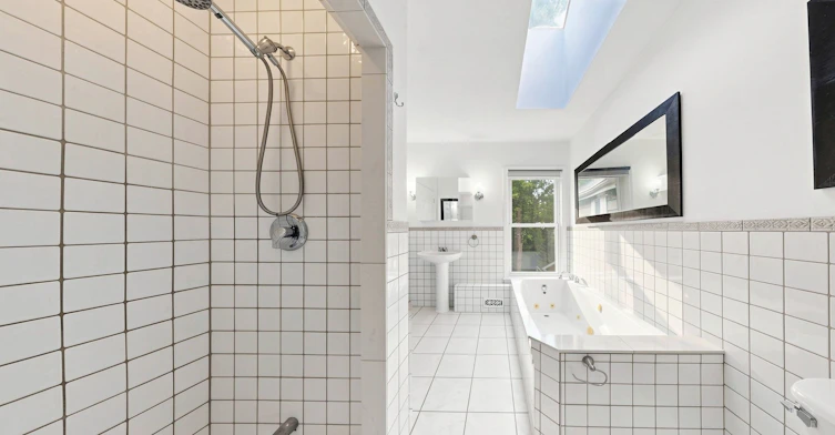 Main & Upper-68 Macpherson Avenue, Toronto, ON, M5R 1W8 - 27