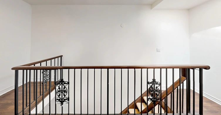 Main & Upper-68 Macpherson Avenue, Toronto, ON, M5R 1W8 - 16