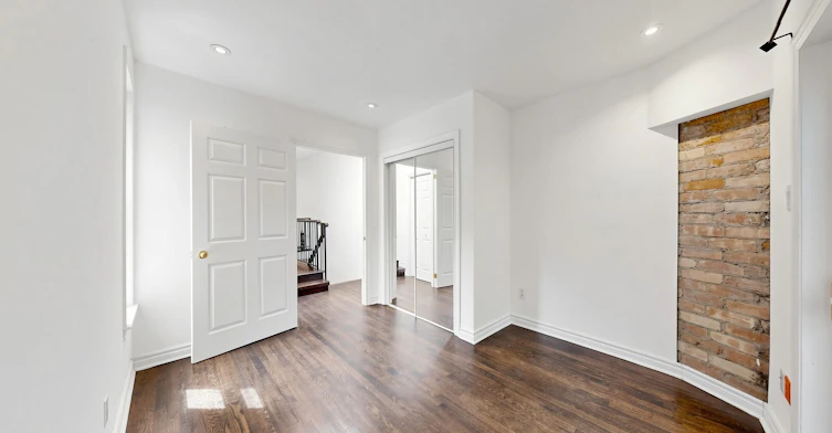 Main & Upper-68 Macpherson Avenue, Toronto, ON, M5R 1W8 - 28