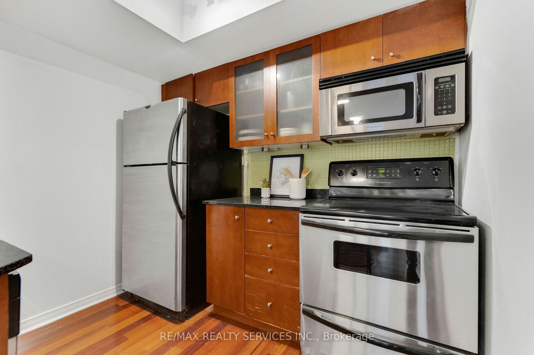 632-38 Western Battery Road, Toronto, ON, M6K 3N9 - 8
