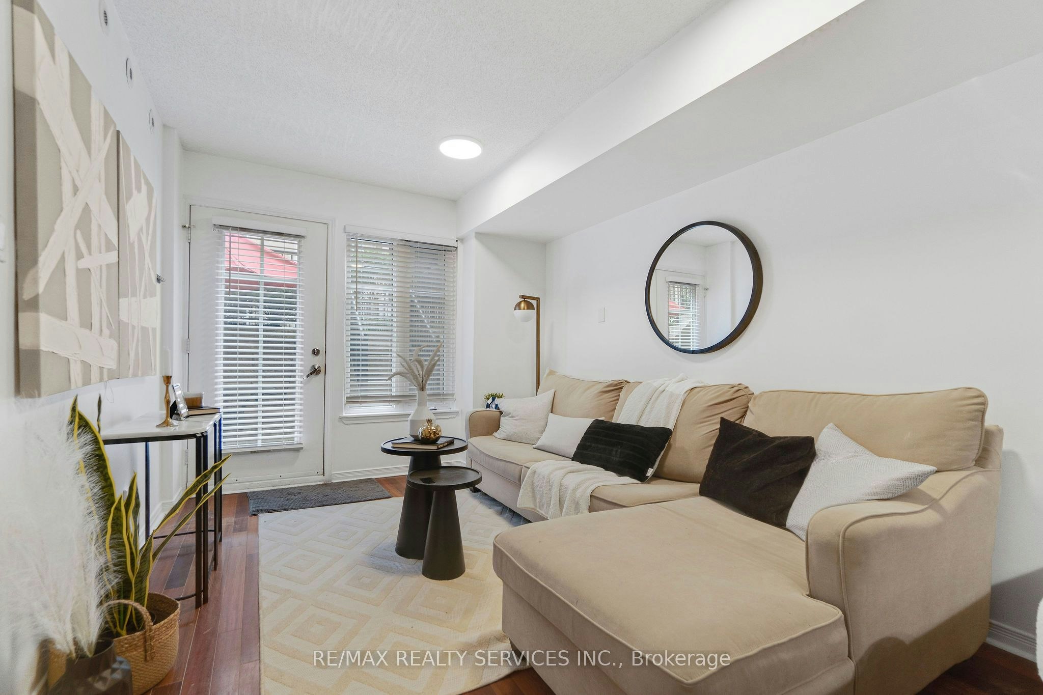 632-38 Western Battery Road, Toronto, ON, M6K 3N9 - 4