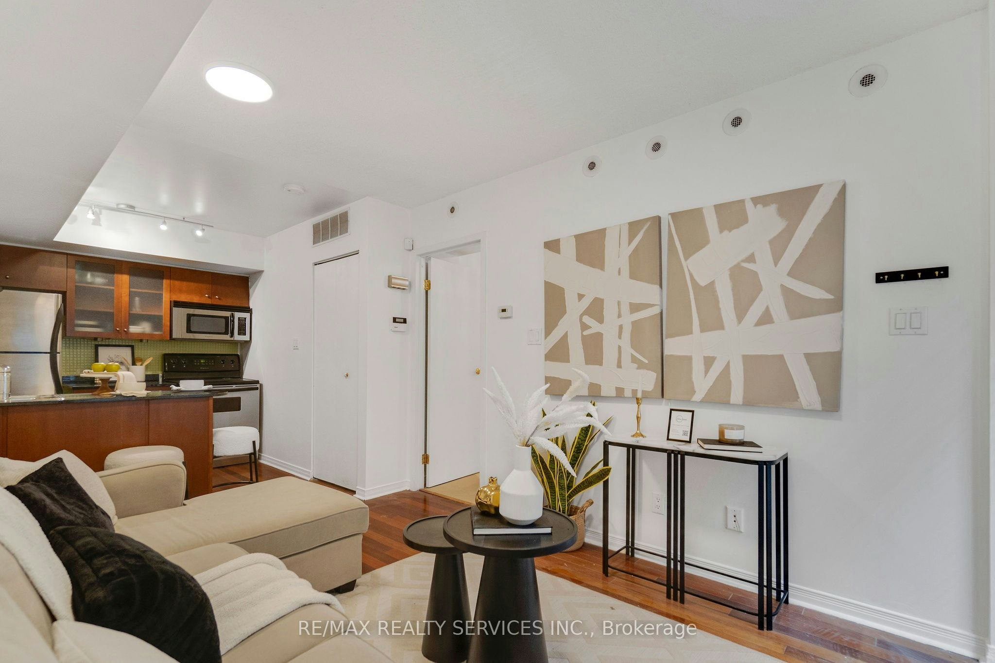 632-38 Western Battery Road, Toronto, ON, M6K 3N9 - 3