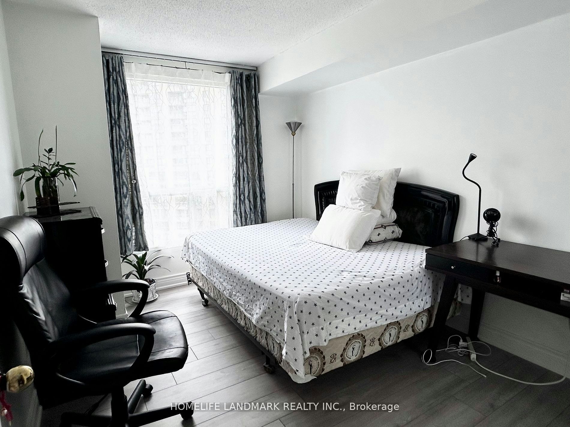 1003-5 Concorde Place, Toronto, ON, M3C 3M8 - 15