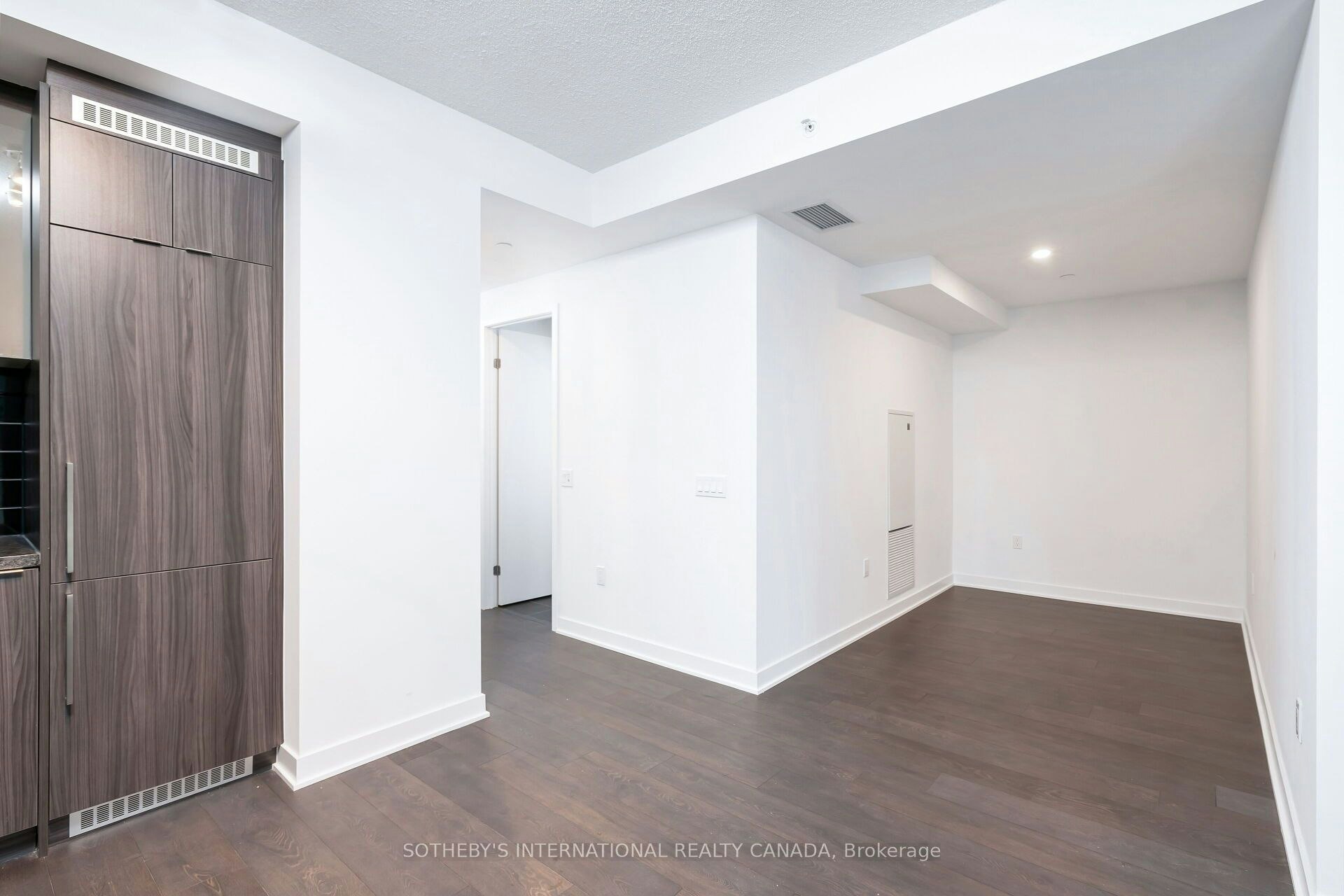 1503-125 Blue Jays Way, Toronto, ON, M5V 0N5 - 6