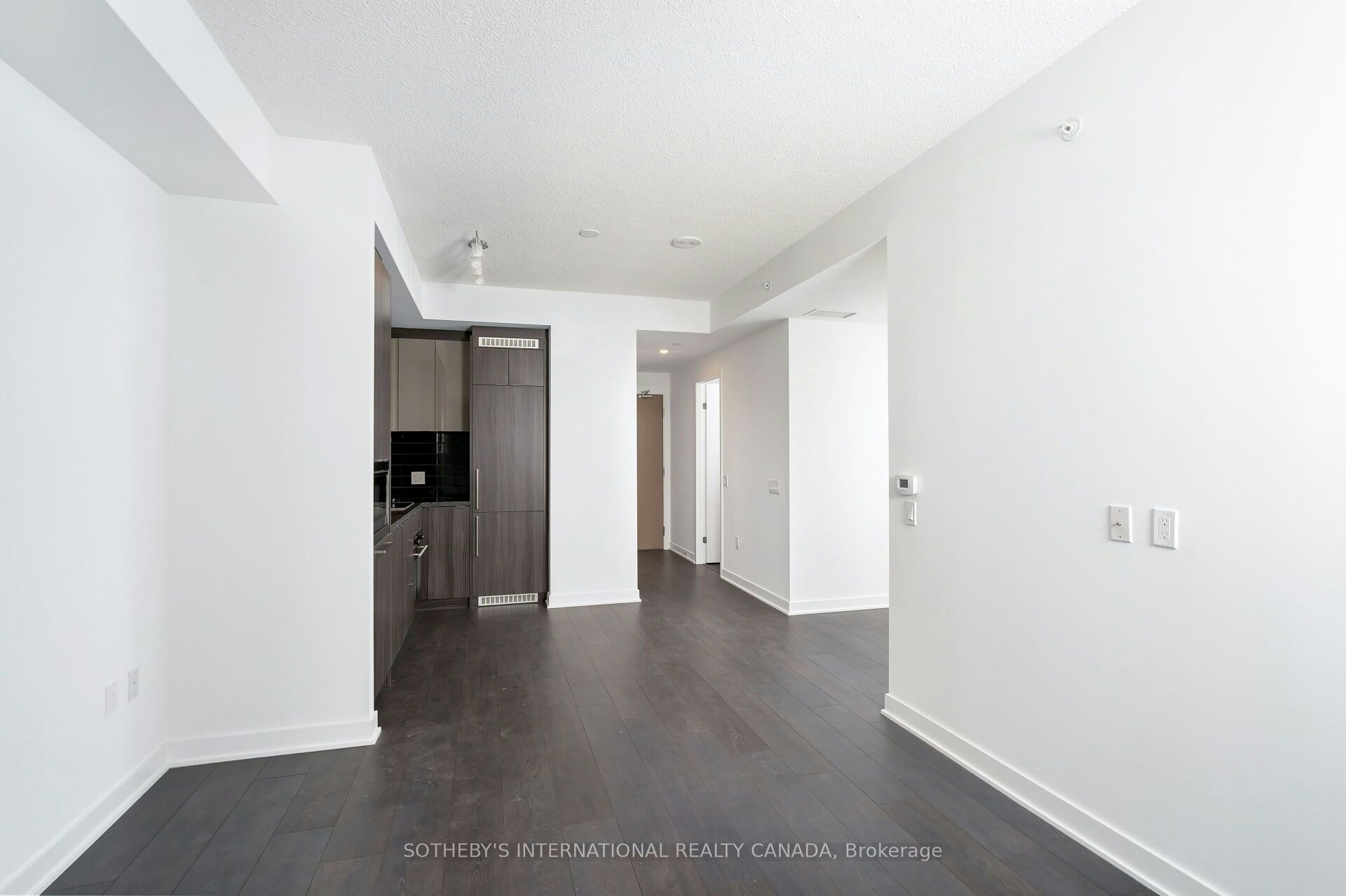 1503-125 Blue Jays Way, Toronto, ON, M5V 0N5 - 2