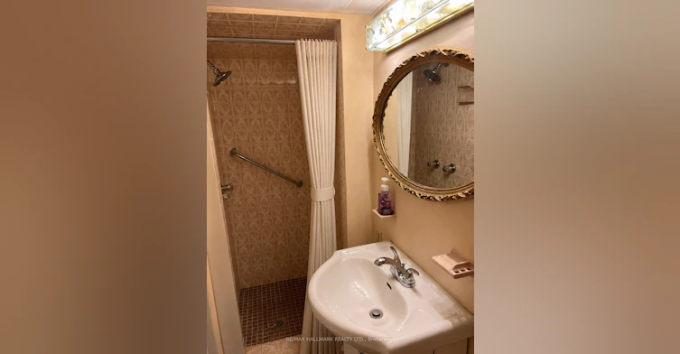 Basement-33 Sumner Heights Drive, Toronto, ON, M2K 1Y2 - 7