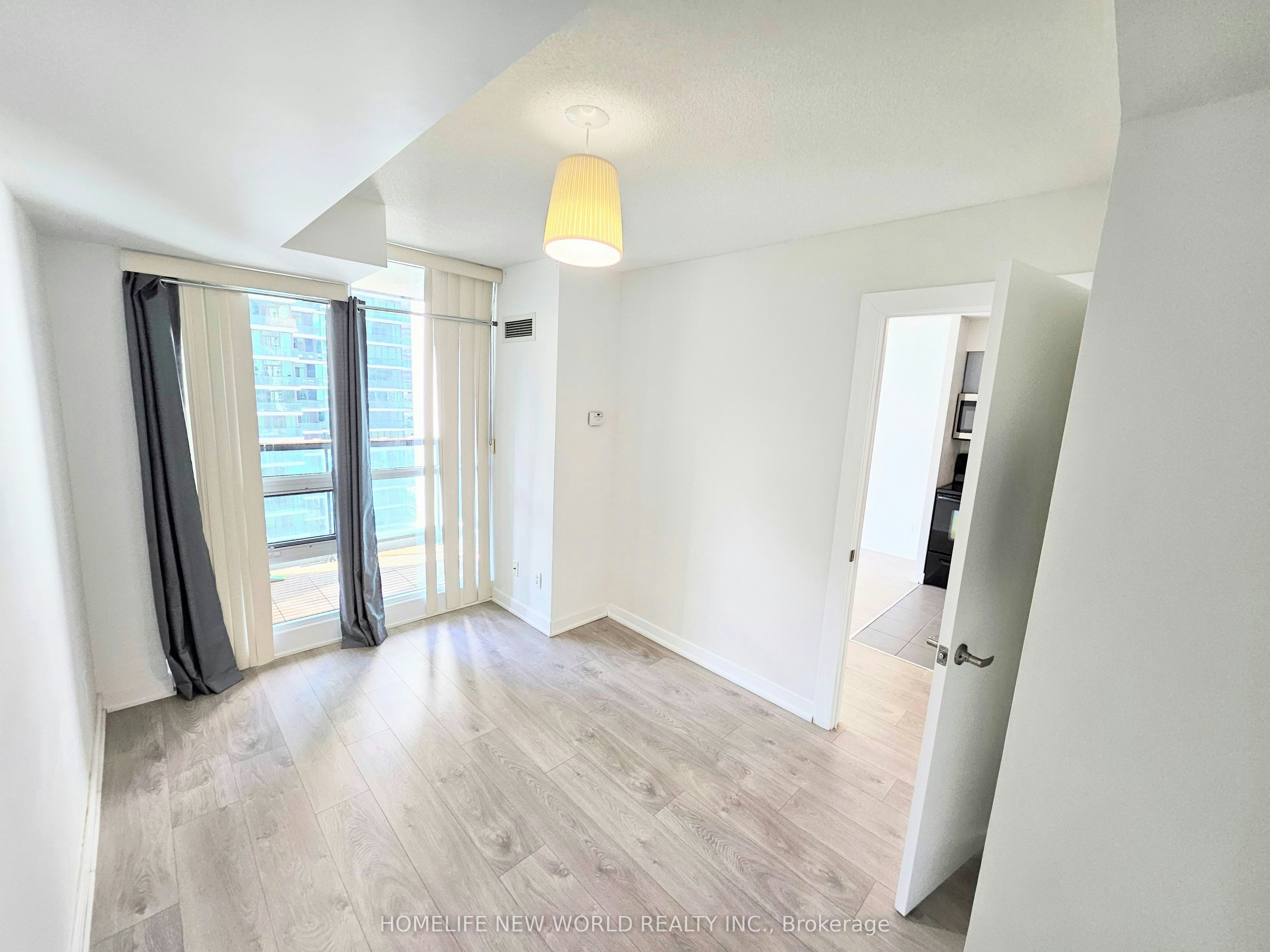1709-12 Yonge Street, Toronto, ON, M5E 1R4 - 11