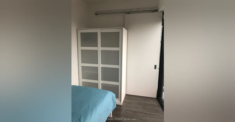 605C-215 Queen Street W, Toronto, ON, M5V 0P5 - 2