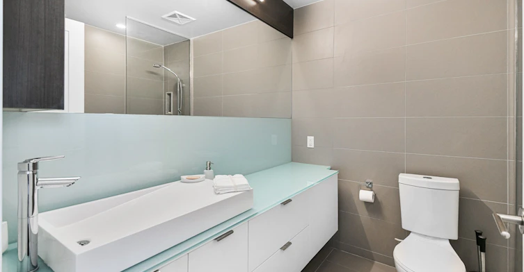 2712-300 Front Street W, Toronto, ON, M5V 0E9 - 8