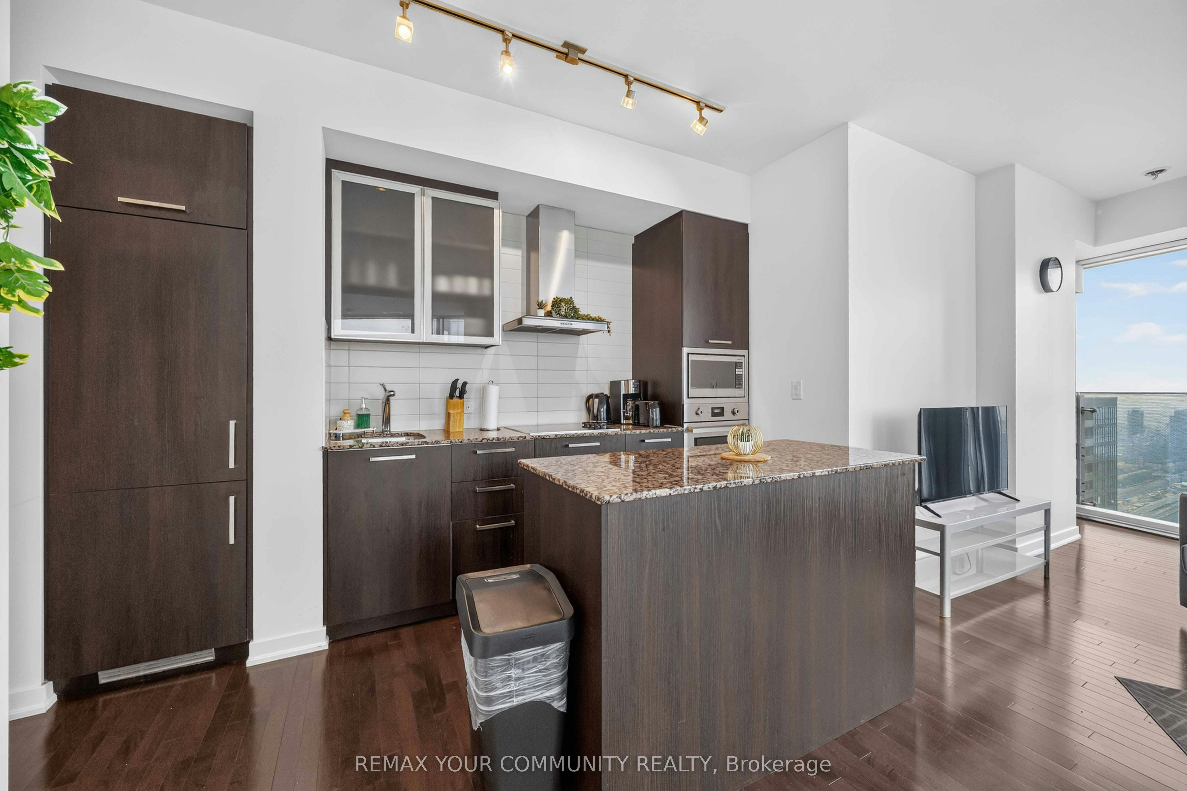5102-12 York Street S, Toronto, ON, M5J 2Z2 - 17